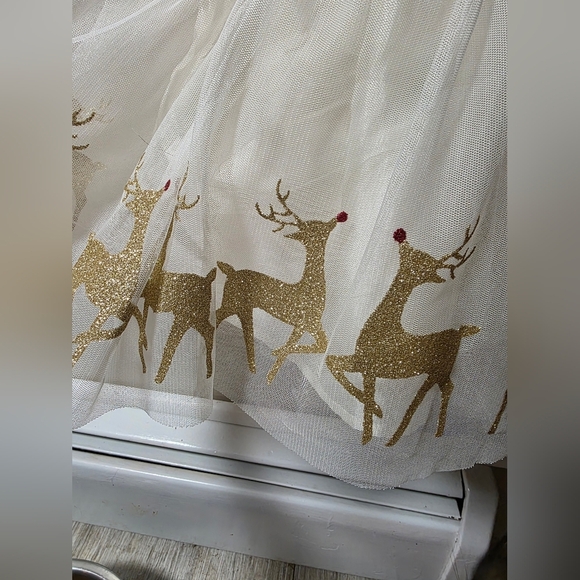 Lilt Tulle And Velvet Holiday Dress - Picture 2 of 4